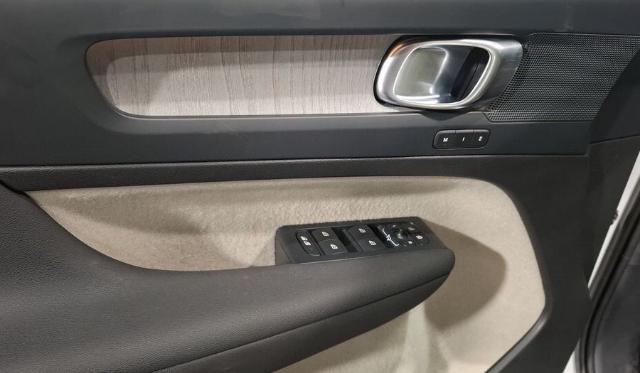Volvo Xc40 2.0 B4 MHEV ULTIMATE AUTO Suv 2023