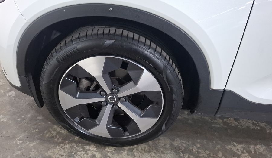 Volvo Xc40 2.0 B4 MHEV ULTIMATE AUTO Suv 2023