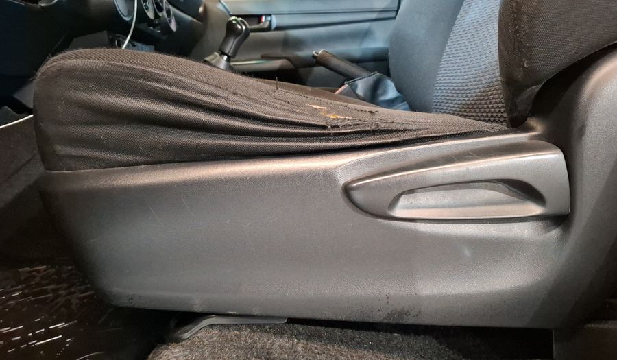 Toyota Hilux 2.7 DOBLE CABINA SR (D-CAB MID) Pickup 2017