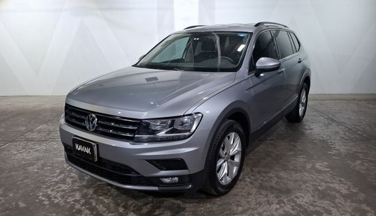 Volkswagen • Tiguan