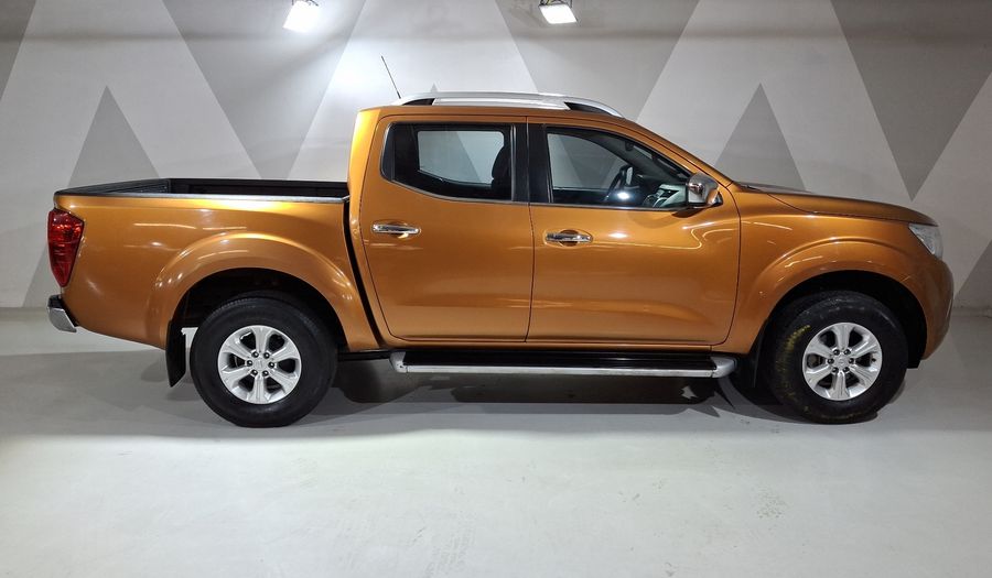 Nissan Np300 2.5 LE TM AC Pickup 2016