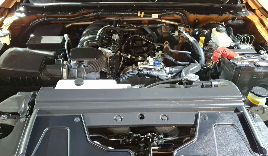 Nissan Np300 2.5 LE TM AC Pickup 2016