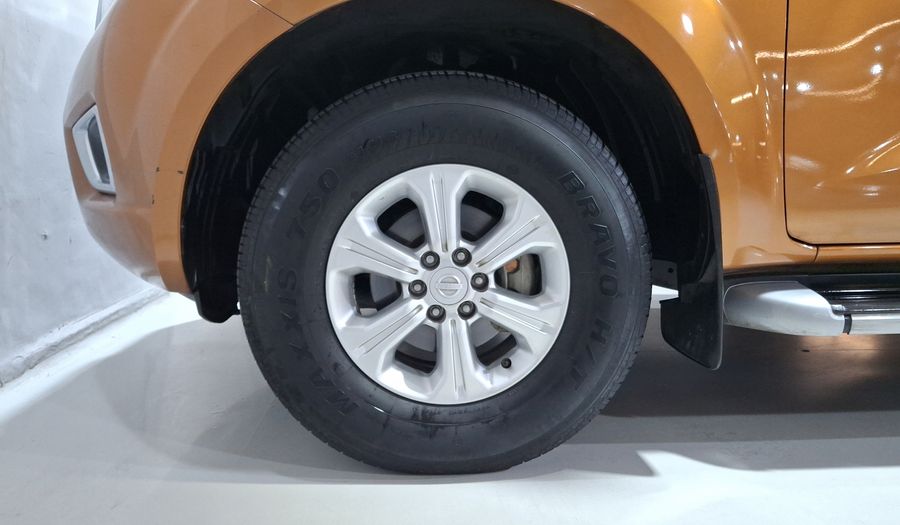 Nissan Np300 2.5 LE TM AC Pickup 2016