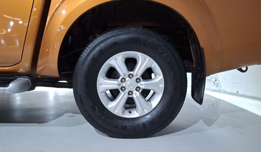 Nissan Np300 2.5 LE TM AC Pickup 2016