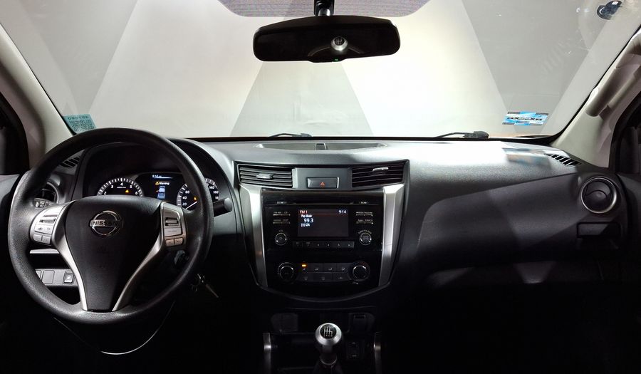 Nissan Np300 2.5 LE TM AC Pickup 2016