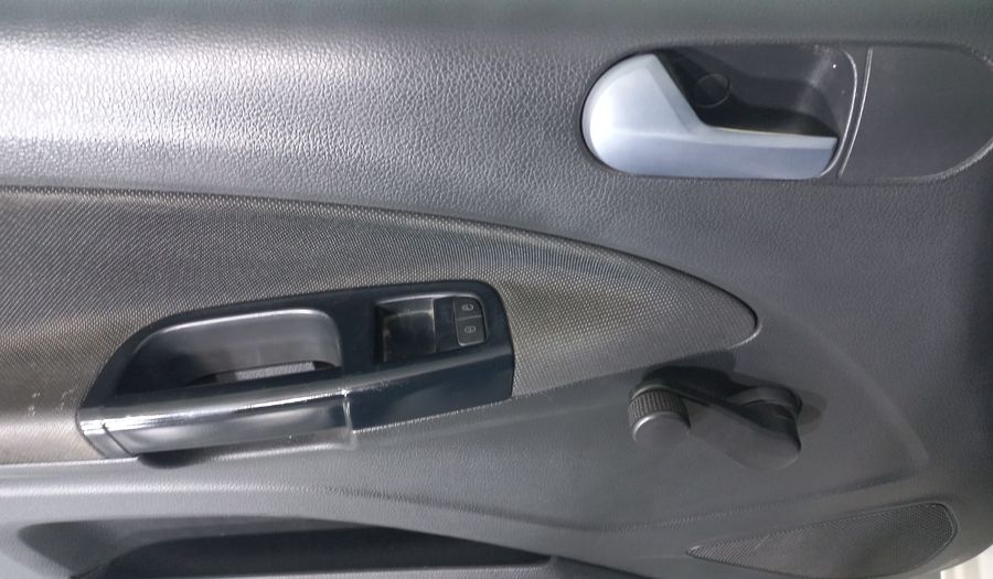 Volkswagen Gol 1.6 5 PTAS. TRENDLINE Hatchback 2017