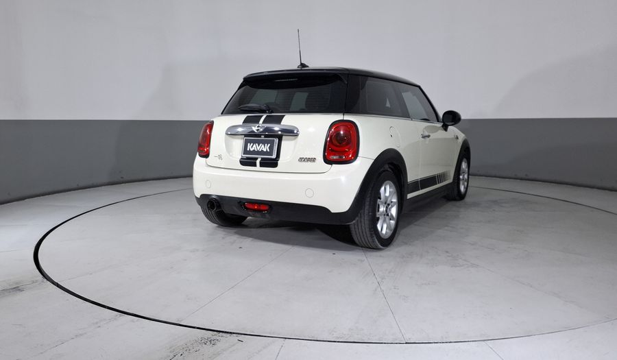 Mini Cooper 1.5 COOPER CHILI AT Hatchback 2016