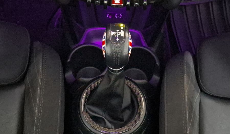 Mini Cooper 1.5 COOPER CHILI AT Hatchback 2016