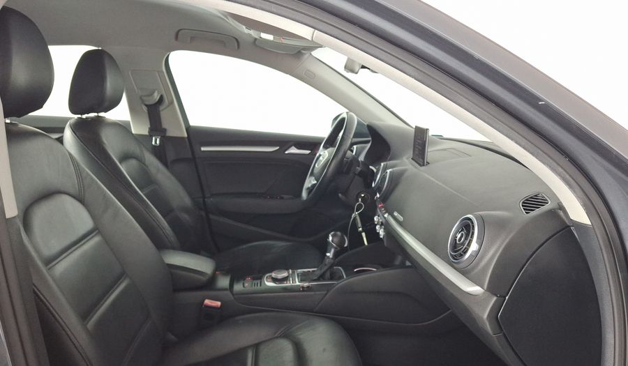 Audi A3 1.8 TFSI AMBIENTE S TRONIC Sedan 2016