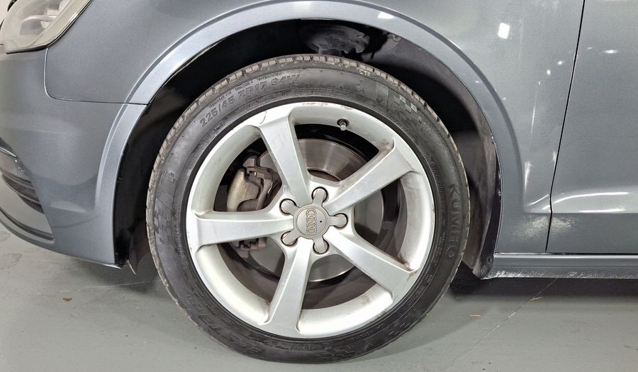 Audi A3 1.8 TFSI AMBIENTE S TRONIC Sedan 2016