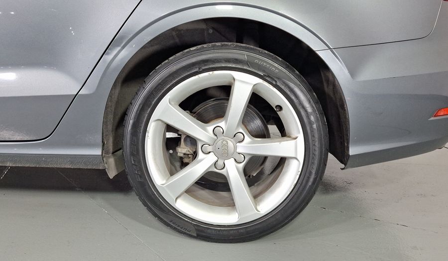 Audi A3 1.8 TFSI AMBIENTE S TRONIC Sedan 2016