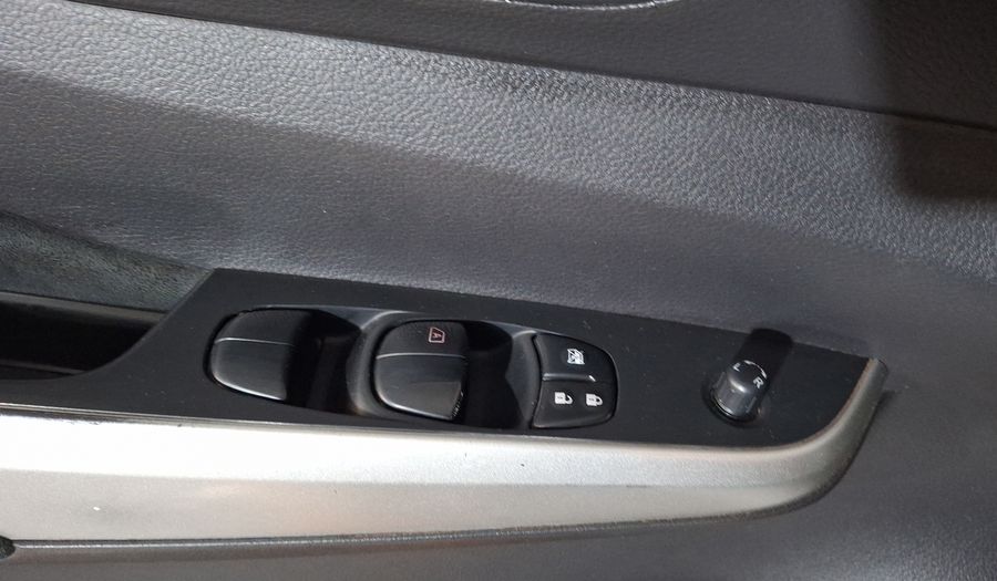 Nissan Np300 2.5 XE AC PAQ SEG Pickup 2020