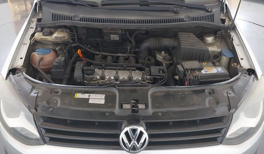 Volkswagen Fox 1.6 VHT TOTAL FLEX I-MOTION Hatchback 2014