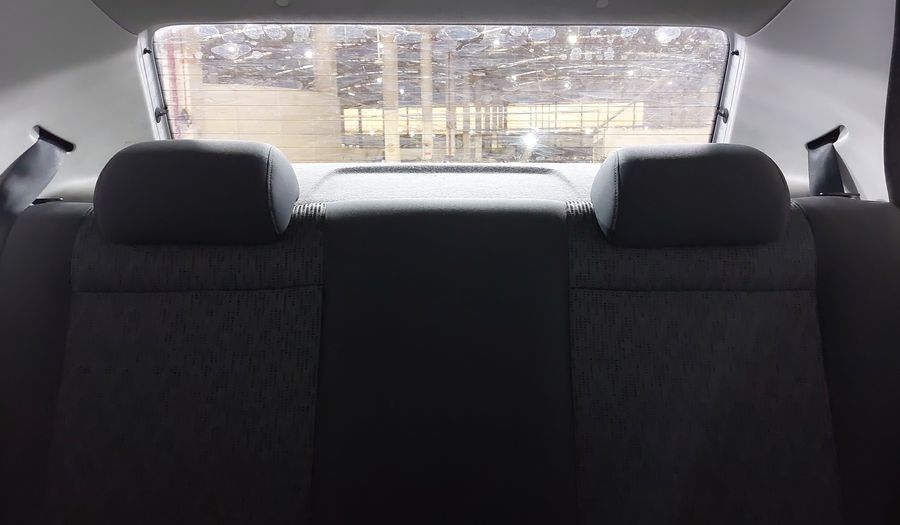 Volkswagen Fox 1.6 VHT TOTAL FLEX I-MOTION Hatchback 2014