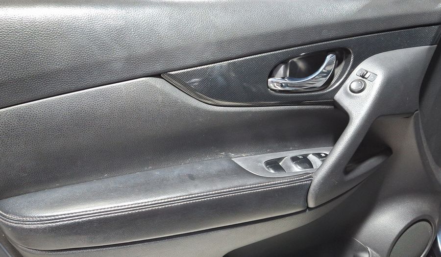 Nissan X-trail 2.5 EXCLUSIVE 2 ROW AUTO Suv 2017