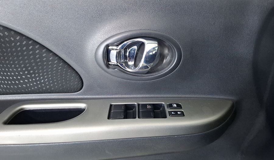 Nissan March 1.6 ADVANCE AT Hatchback 2016