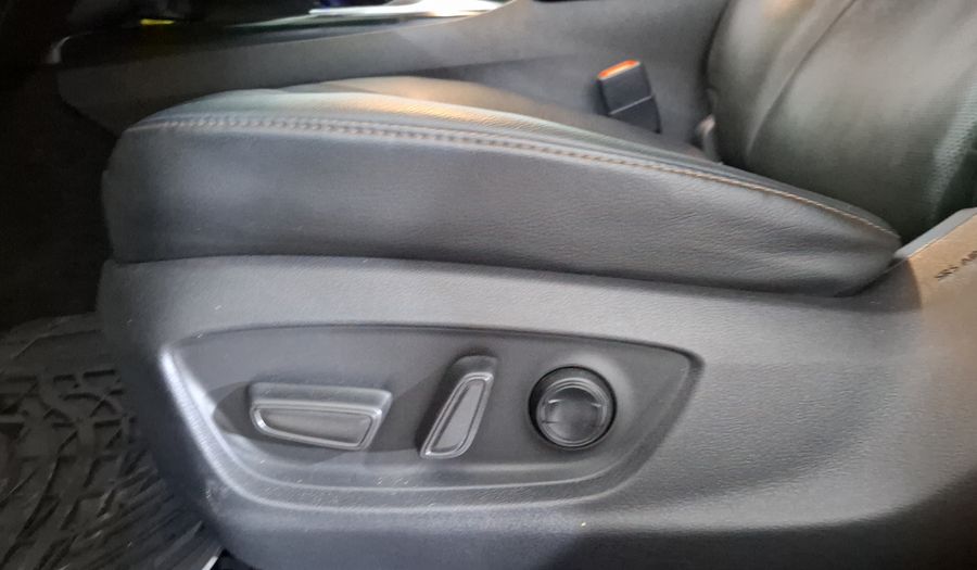 Toyota Camry 2.5 XLE NAVI HV AUTO Sedan 2020
