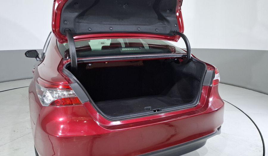 Toyota Camry 2.5 XLE NAVI HV AUTO Sedan 2020