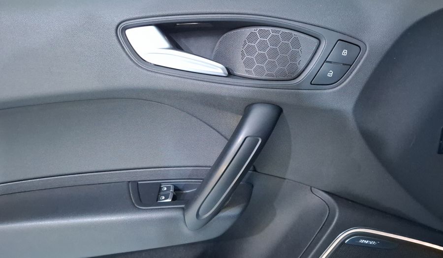 Audi A1 1.4 TFSI COOL MT Hatchback 2016