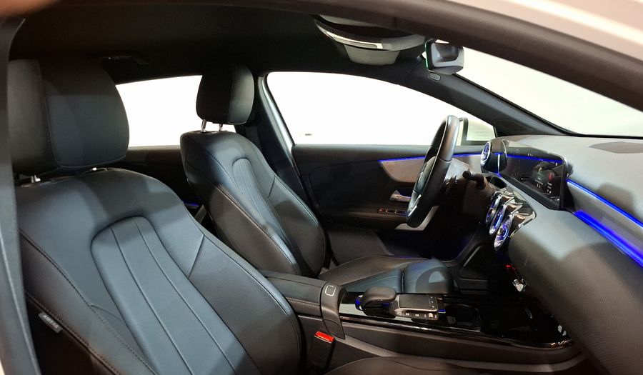 Mercedes Benz Clase A 1.3 200 PROGRESSIVE DCT Hatchback 2023