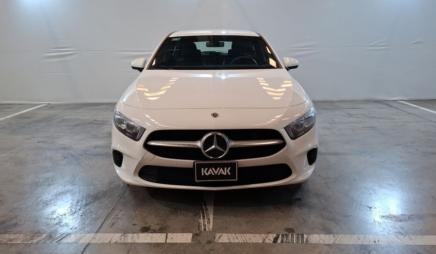 Mercedes Benz Clase A 1.3 200 PROGRESSIVE DCT Hatchback 2023