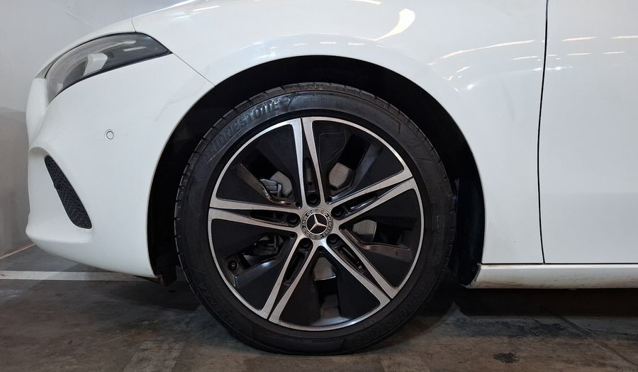 Mercedes Benz Clase A 1.3 200 PROGRESSIVE DCT Hatchback 2023