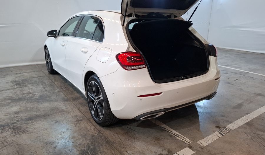 Mercedes Benz Clase A 1.3 200 PROGRESSIVE DCT Hatchback 2023