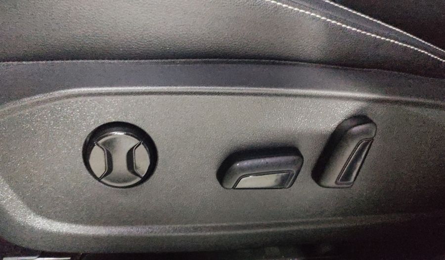 Volkswagen Jetta 1.4 SPORTLINE AUTO Sedan 2023