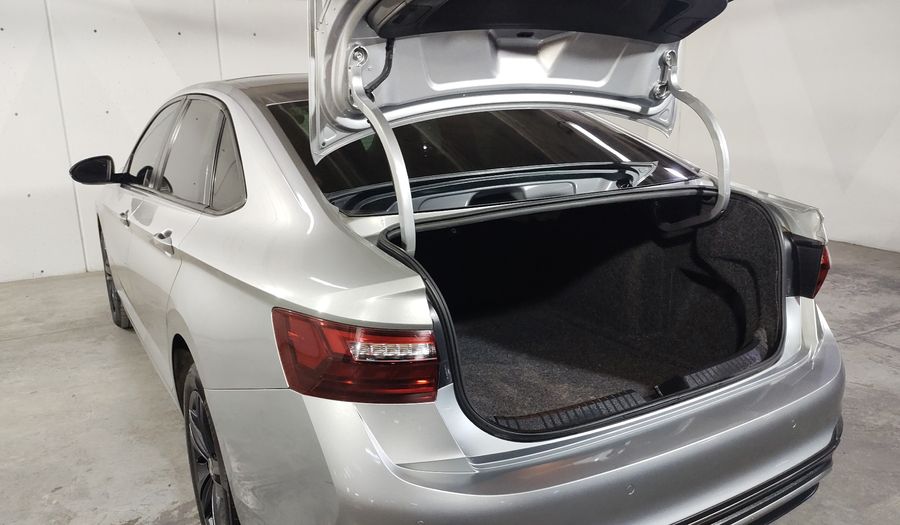 Volkswagen Jetta 1.4 SPORTLINE AUTO Sedan 2023