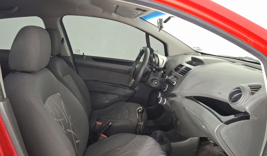 Chevrolet Spark 1.4 LT B MT Hatchback 2017