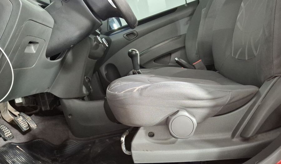Chevrolet Spark 1.4 LT B MT Hatchback 2017
