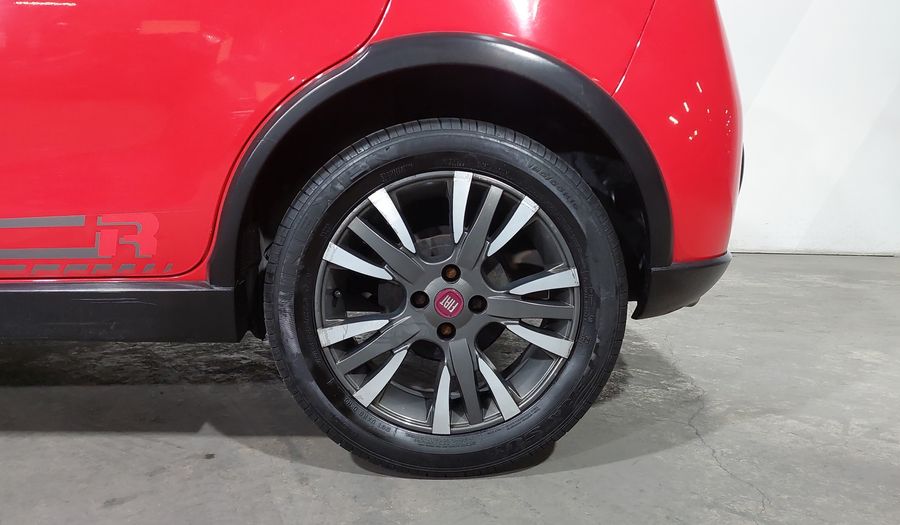 Fiat Palio 1.6 SPORTING MT Hatchback 2017