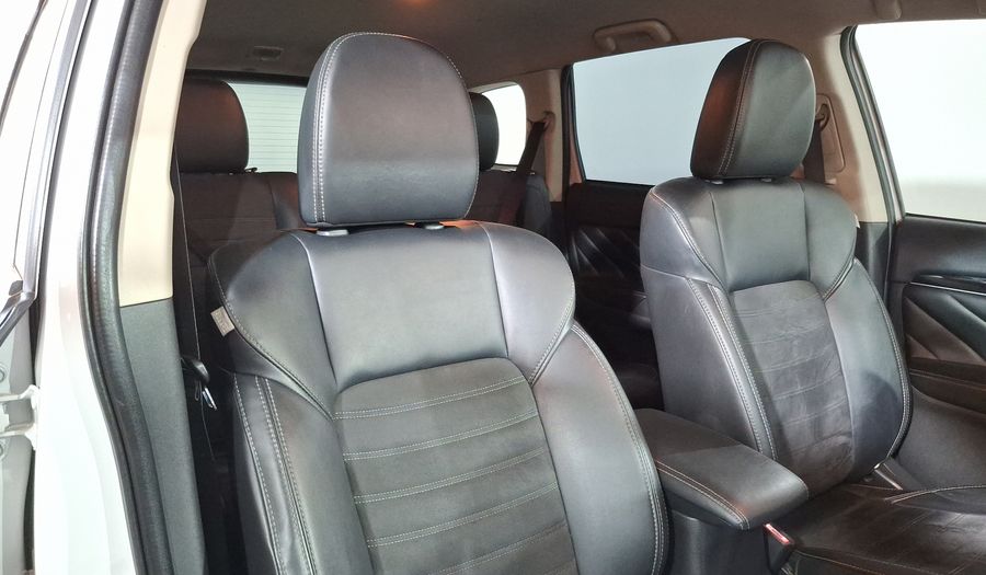 Mitsubishi Outlander 2.0 PHEV SE AUTO 4WD Suv 2019