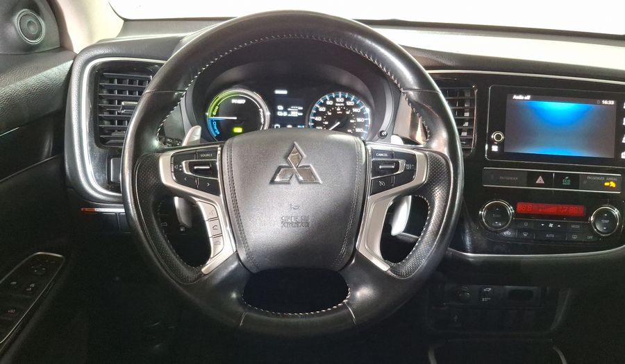 Mitsubishi Outlander 2.0 PHEV SE AUTO 4WD Suv 2019