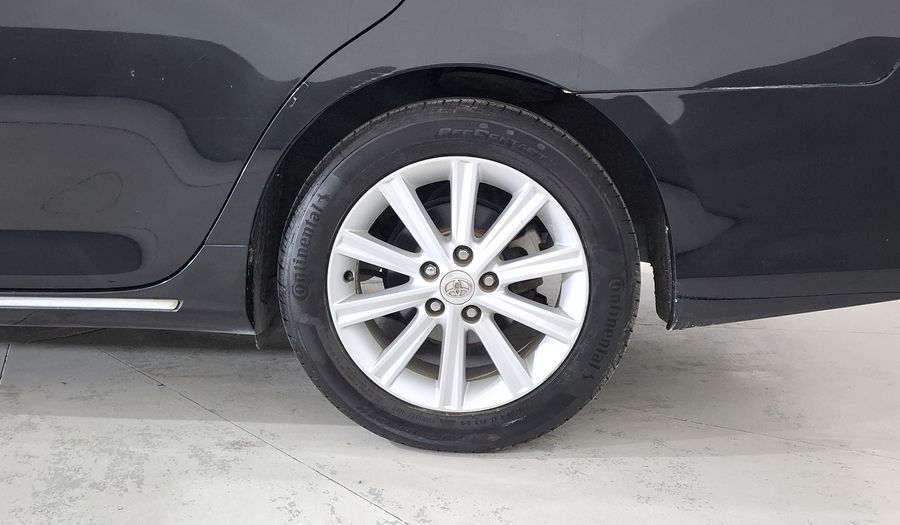 Toyota Camry 2.5 XLE L4 6AT Sedan 2012