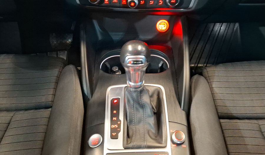 Audi A3 1.8 TFSI ATTRACTION S TRONIC Hatchback 2016