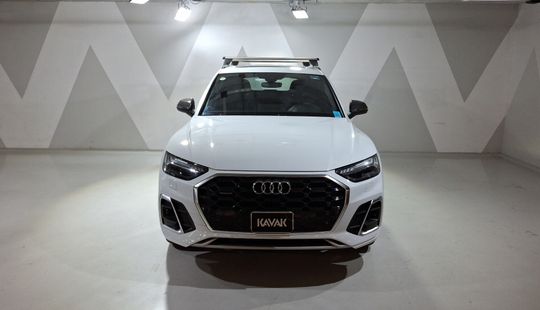 Audi • Q5