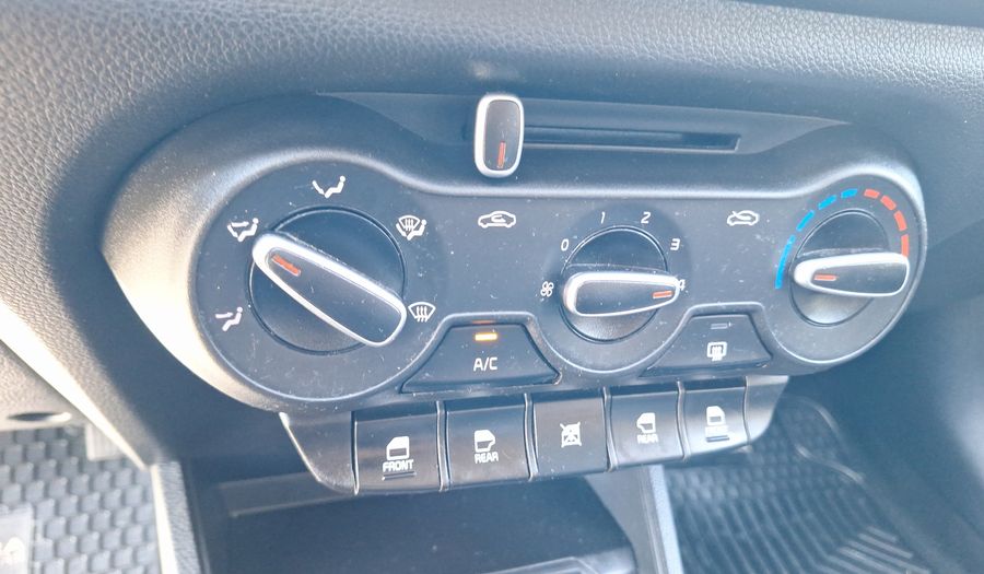 Kia Soluto 1.4 LX AC Sedan 2021