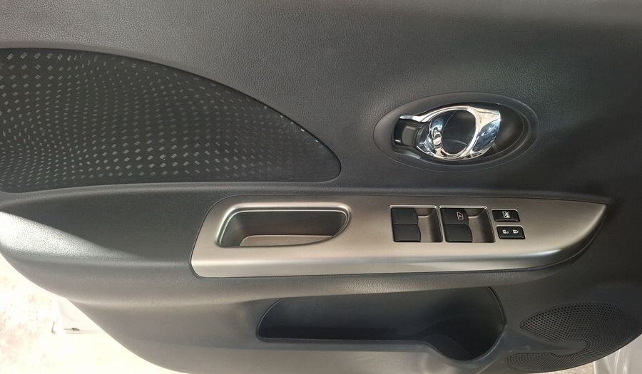 Nissan March 1.6 ADVANCE AT Hatchback 2017