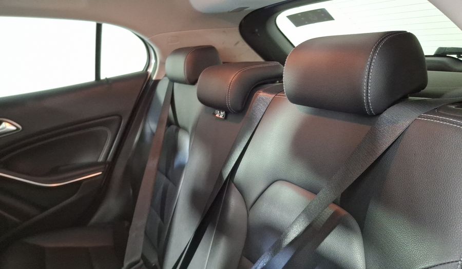 Mercedes Benz Clase Gla 1.6 GLA 200 SPORT DCT Suv 2019