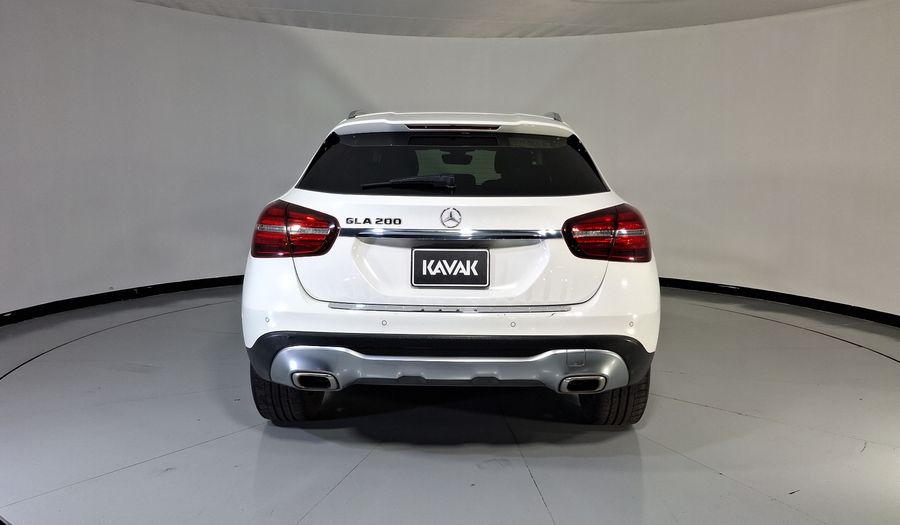 Mercedes Benz Clase Gla 1.6 GLA 200 SPORT DCT Suv 2019
