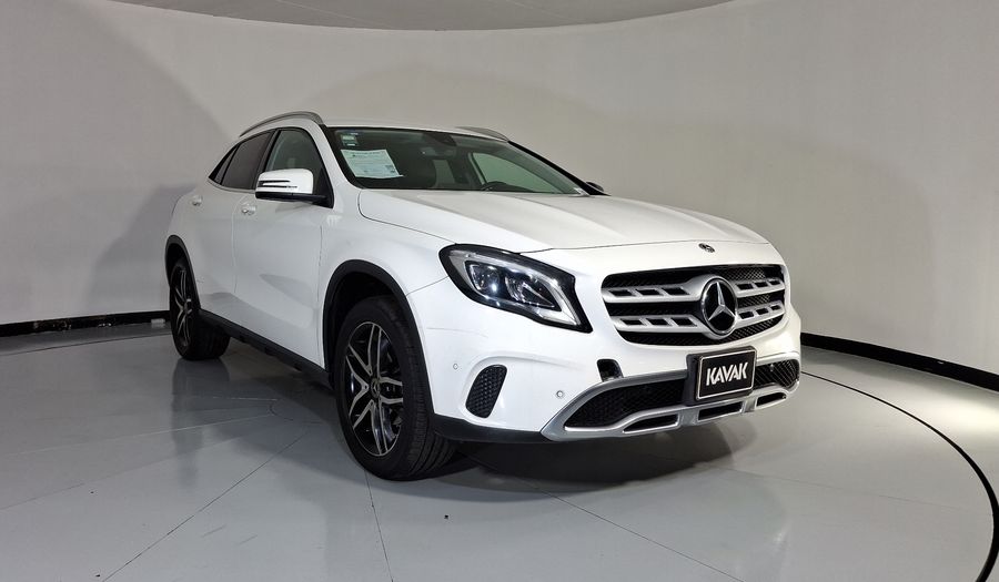 Mercedes Benz Clase Gla 1.6 GLA 200 SPORT DCT Suv 2019