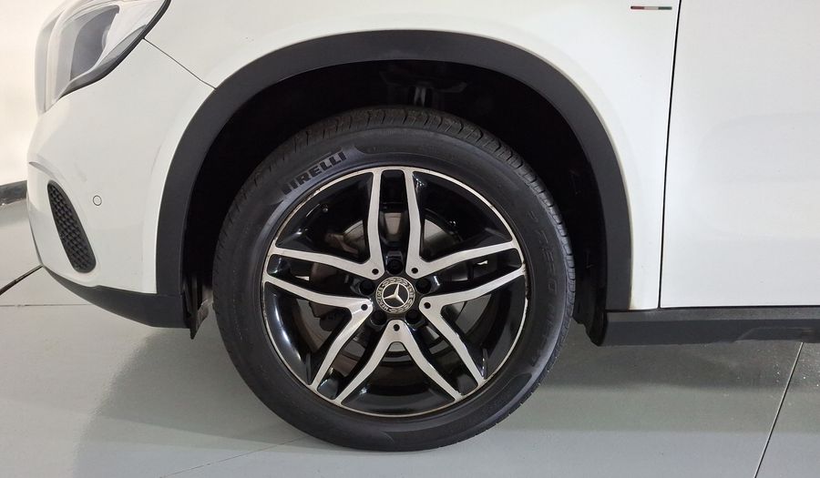 Mercedes Benz Clase Gla 1.6 GLA 200 SPORT DCT Suv 2019