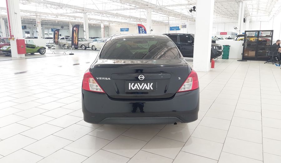 Nissan Versa 1.0 S Sedan 2018