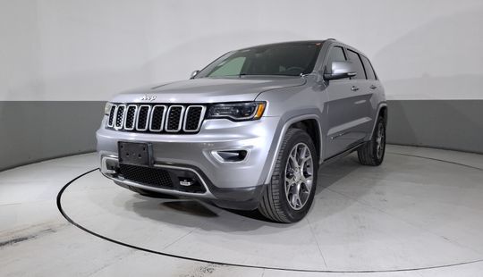 Jeep • Grand Cherokee