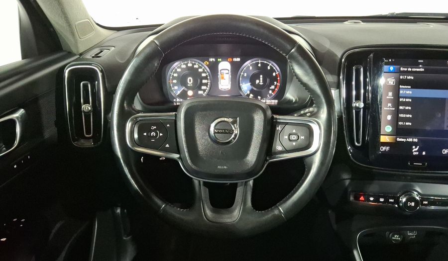 Volvo Xc40 2.0 MOMENTUM T5 AUTO 4WD Suv 2019