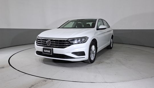 Volkswagen • Jetta
