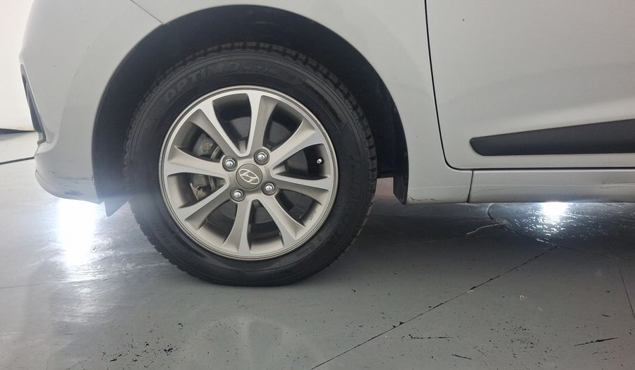 Hyundai Grand I10 1.2 GLS AT Sedan 2016