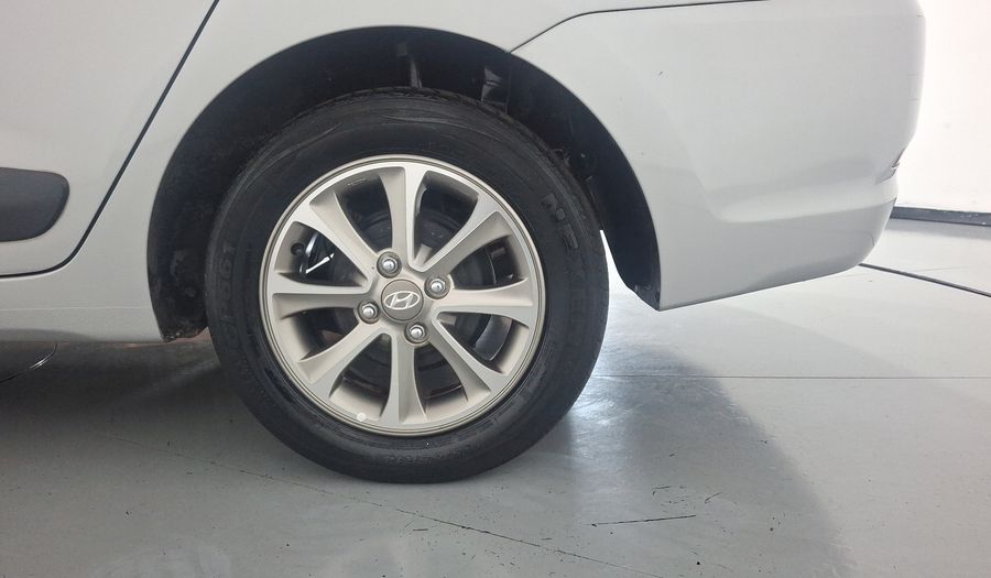 Hyundai Grand I10 1.2 GLS AT Sedan 2016