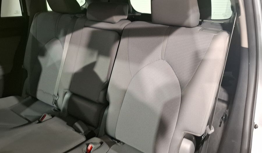 Toyota Highlander 3.5 LE AUTO Suv 2020